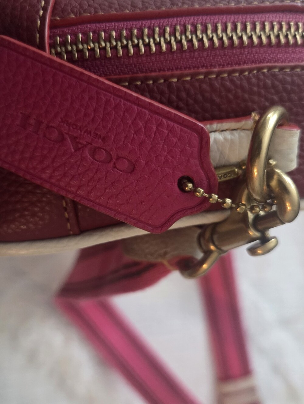 Coach Pink Leather Women's Bag - Picture 7 of 11